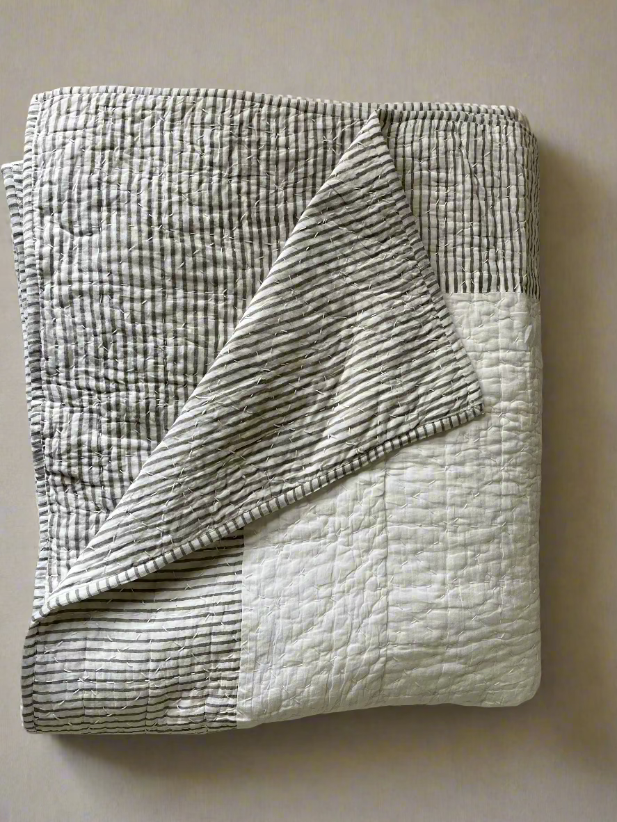 Kushi Grey Quilt